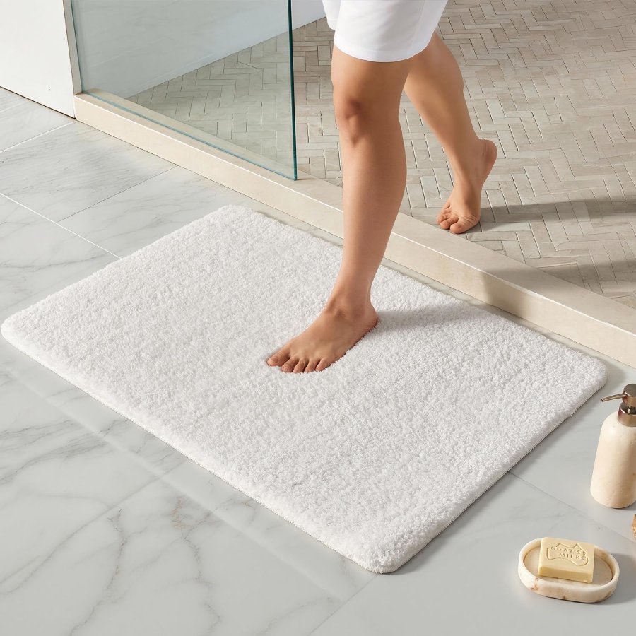 TYUU White Bathroom Rugs